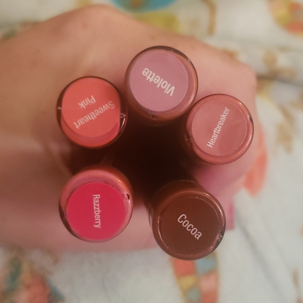 5 LipSense colors